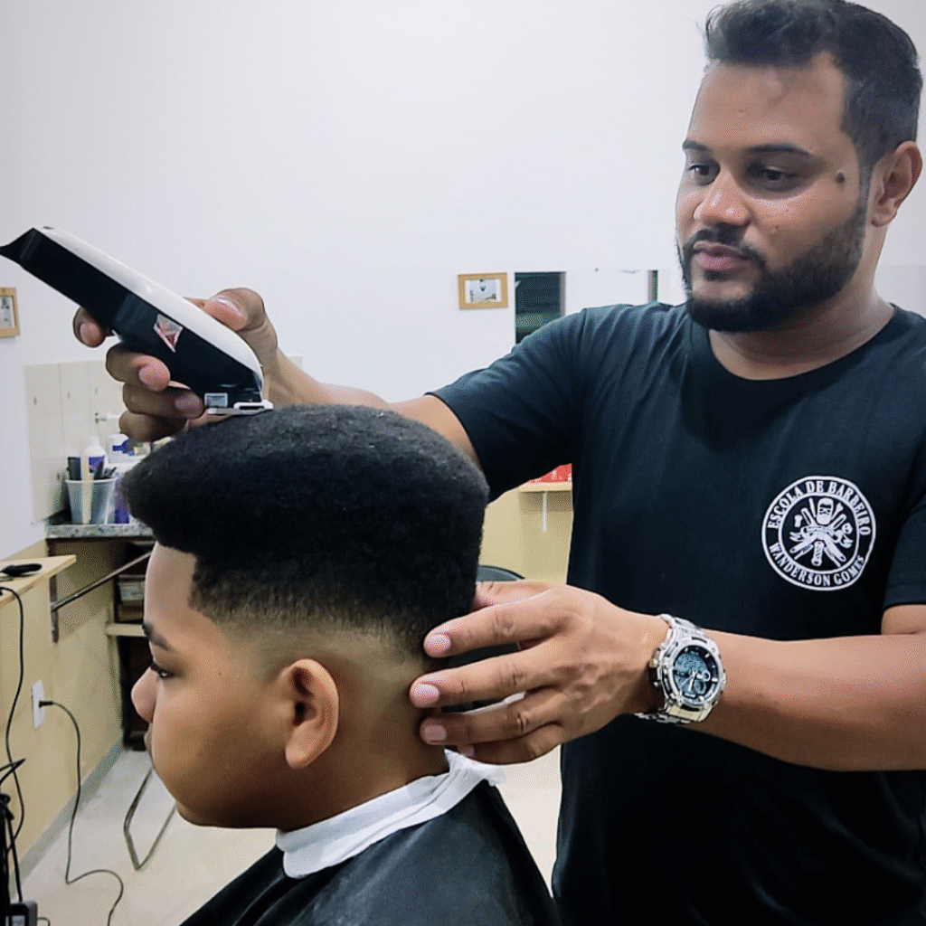 Especialização em cortes modernos em Esmeraldas MG.